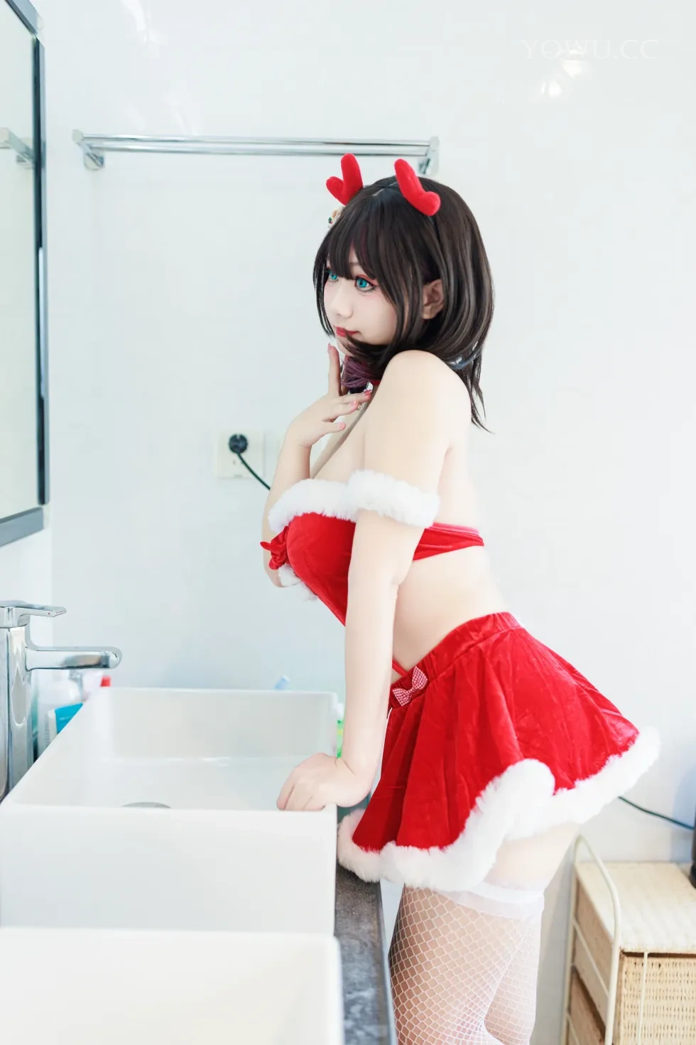 阿雪雪圣诞居家Cosplay写真，温馨可爱