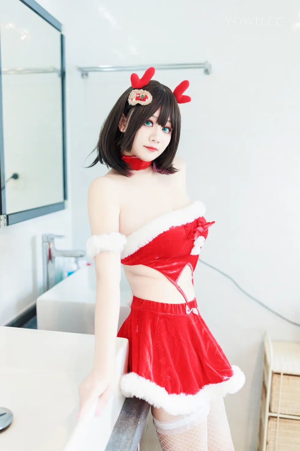 阿雪雪圣诞居家Cosplay写真，温馨可爱
