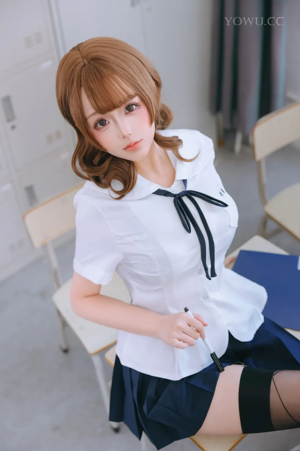 日奈娇Cos心理委员 温柔知心学姐风