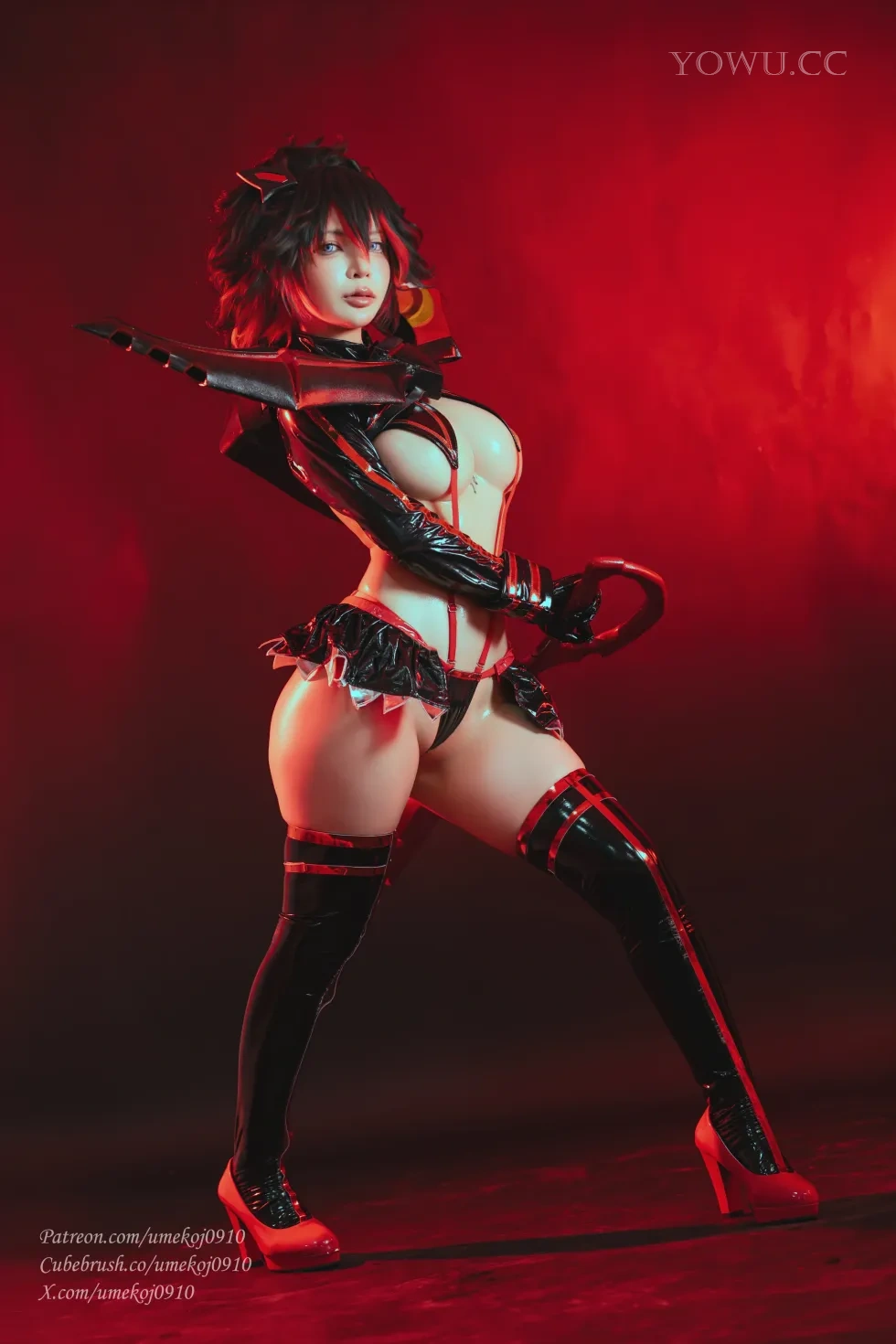 Umeko J Cosplay缠流子神衣鲜血Kill la Kill