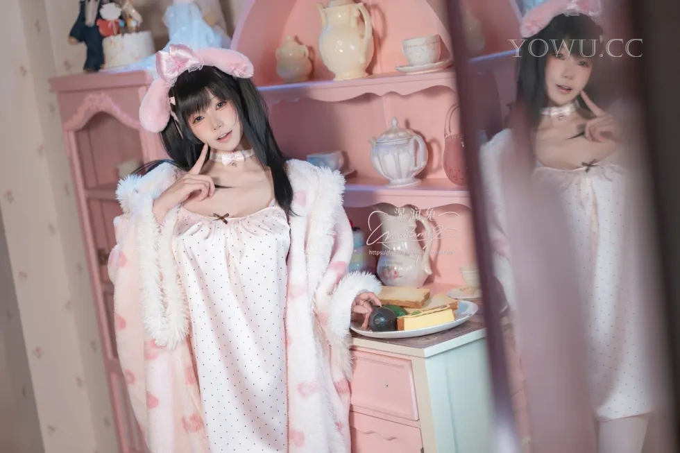 咬一口兔娘Cosplay晚安少女2026年4月订阅