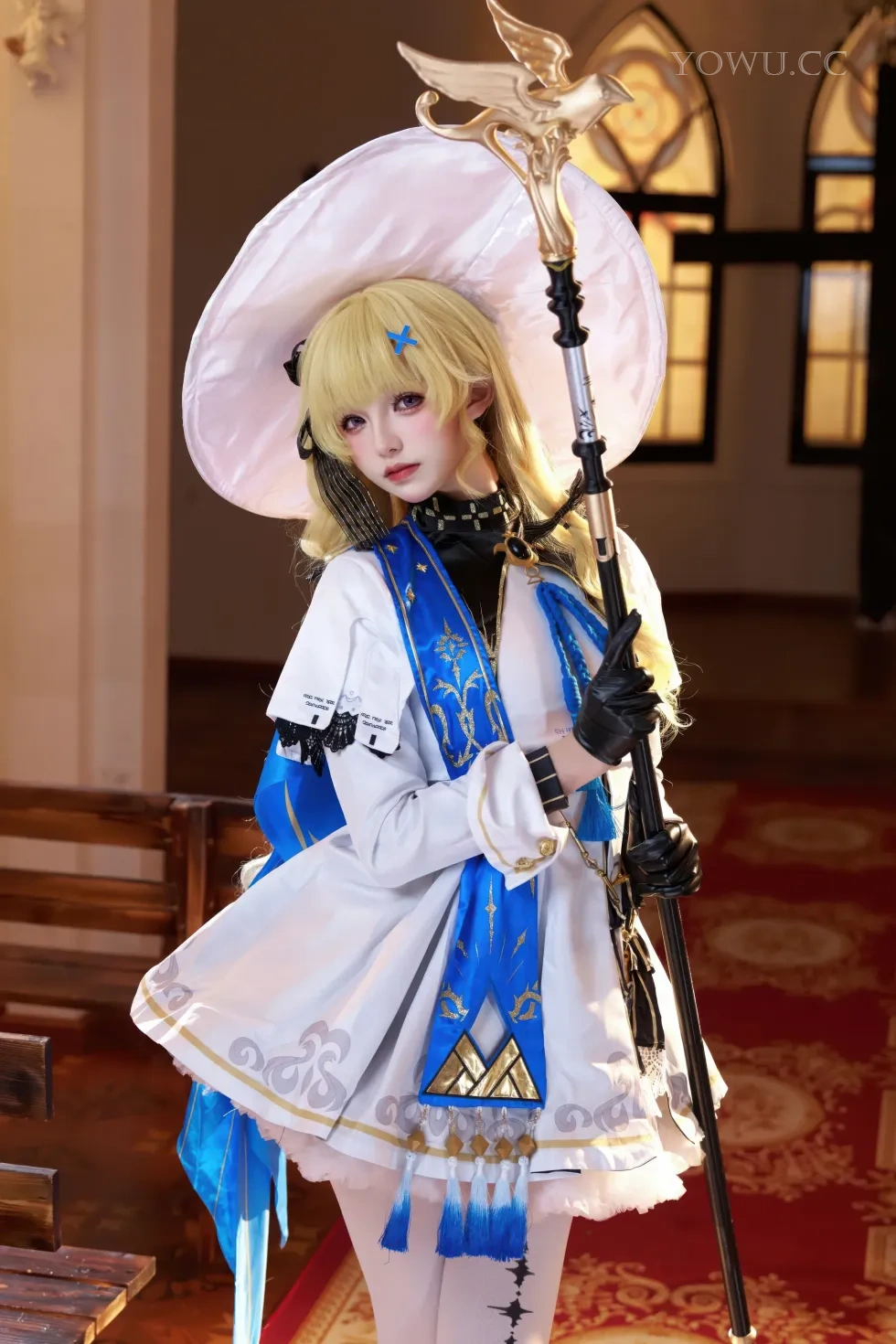 网红Coser阿薰kaOri Cosplay鸣潮菲比惊艳还原角色