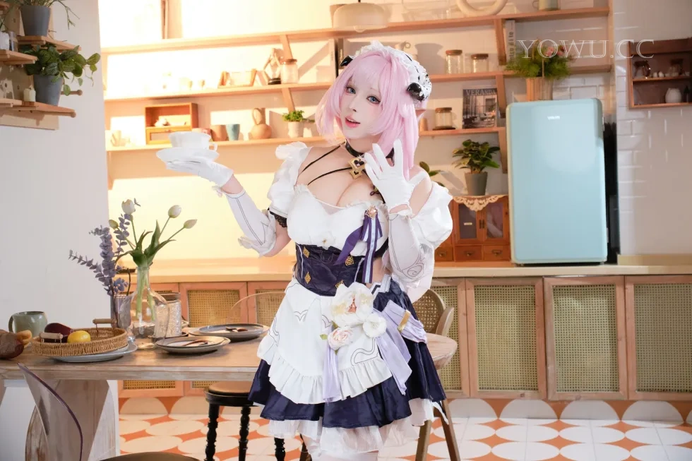 胡桃猫Kurumineko Cos爱莉希雅女仆:“主人,需要服务吗?”
