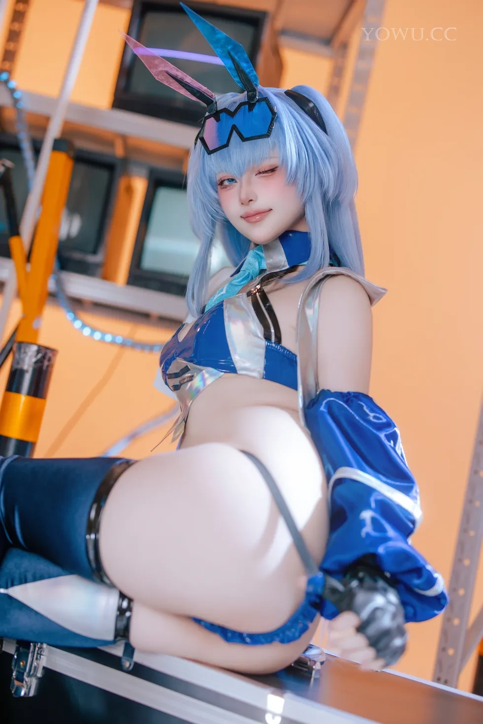 屿鱼Cos碧蓝航线花园赛车服，性感迷人写真集
