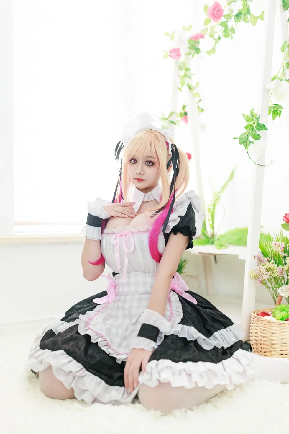 阿雪雪 Cosplay海梦女仆 与童颜巨乳的甜美萌动