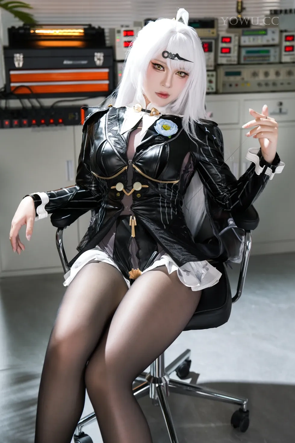 半半子Cosplay儀玄師匠惊艳写真秀在线欣赏