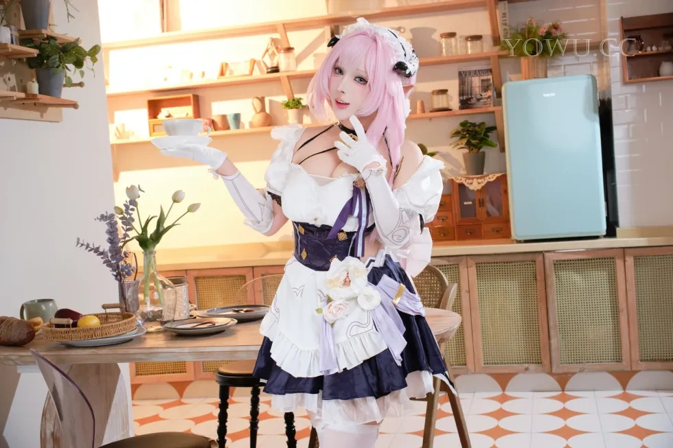 胡桃猫Kurumineko Cos爱莉希雅女仆:“主人,需要服务吗?”