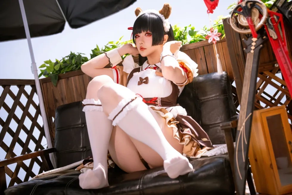 Cosplay写真 星之迟迟 鸣潮千咲联动咖啡女仆