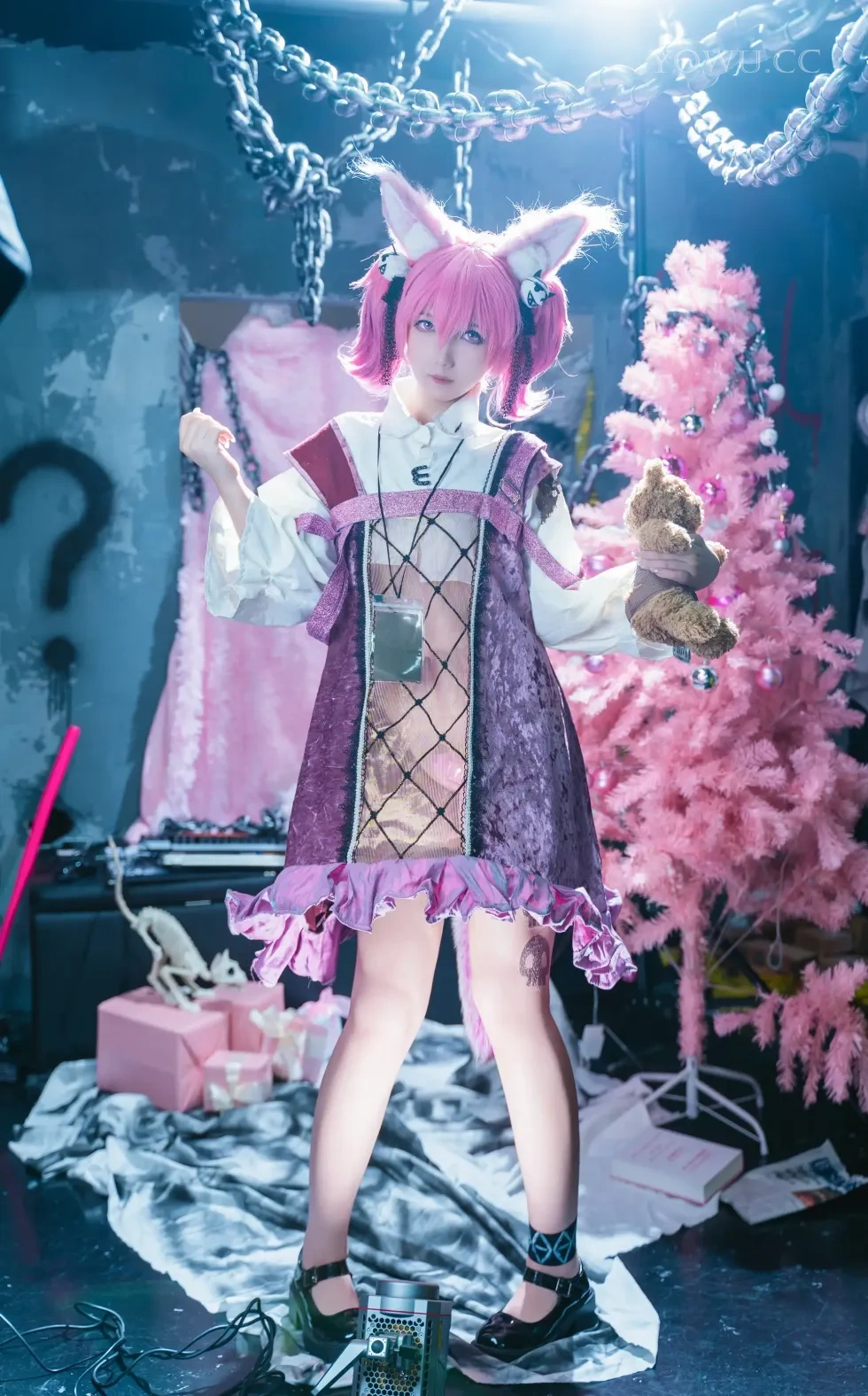 小和甜酒Cosplay巫恋 暗黑系少女精致还原在线欣赏