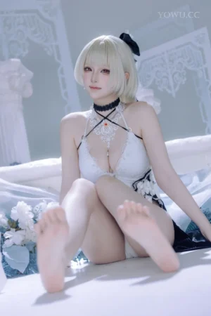 屿鱼Cosplay碧蓝航线可畏同人礼服唯美写真